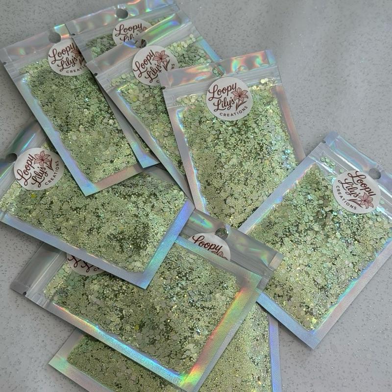 10g Bag of Holographic Glitter, Pale Green