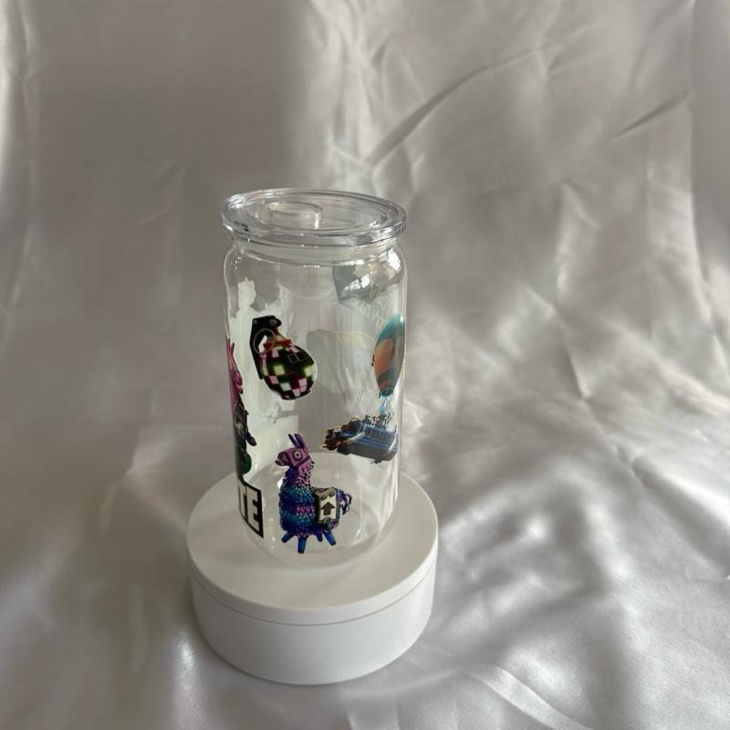 Beautiful Tumbler Displaying  great picture with Lid and Straw Perfect for Kids and Adult