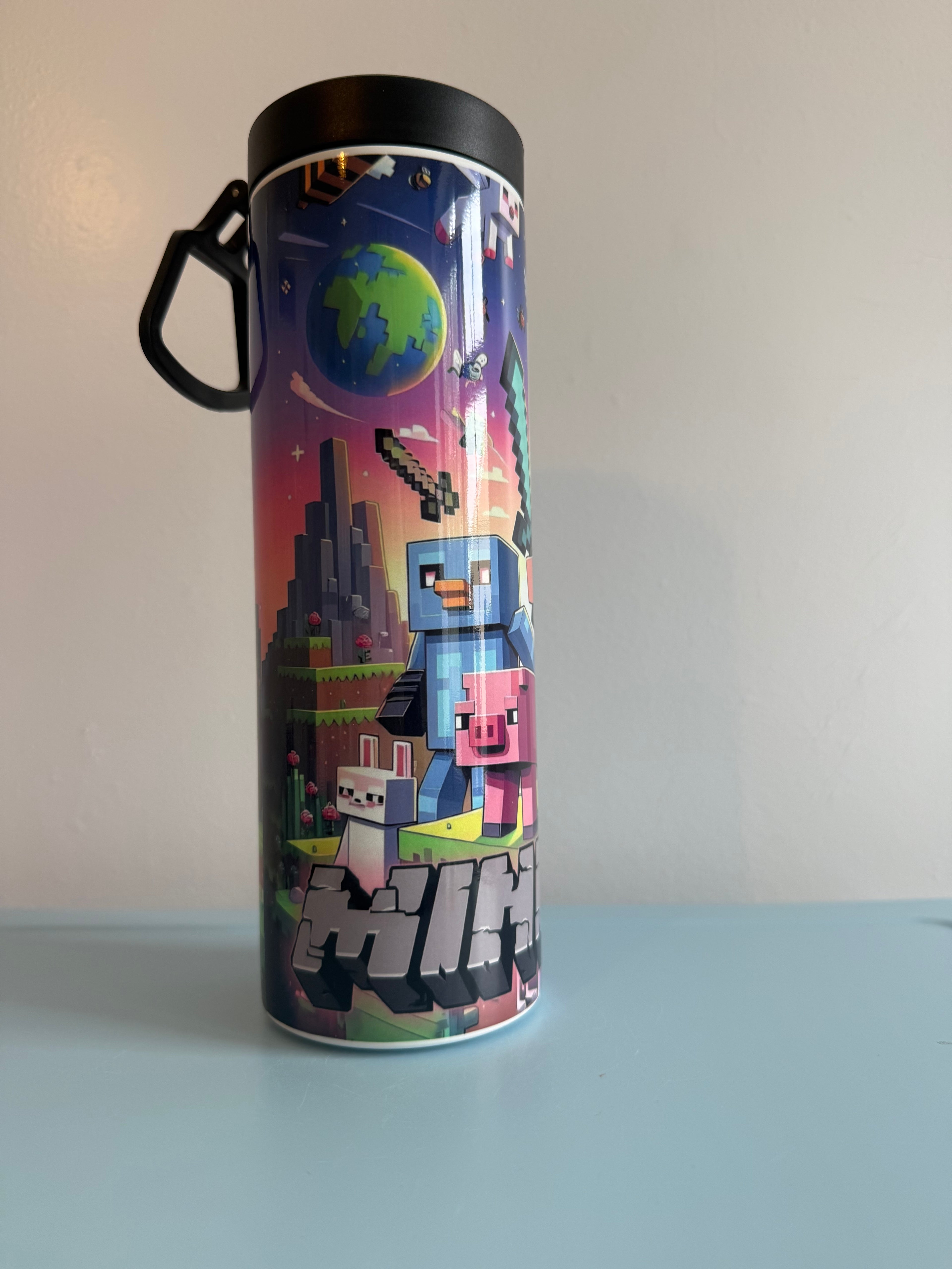20oz Sports bottle for Everyday Use Stylish Drinkware with Closed Lid for On-the-Go Convenience
